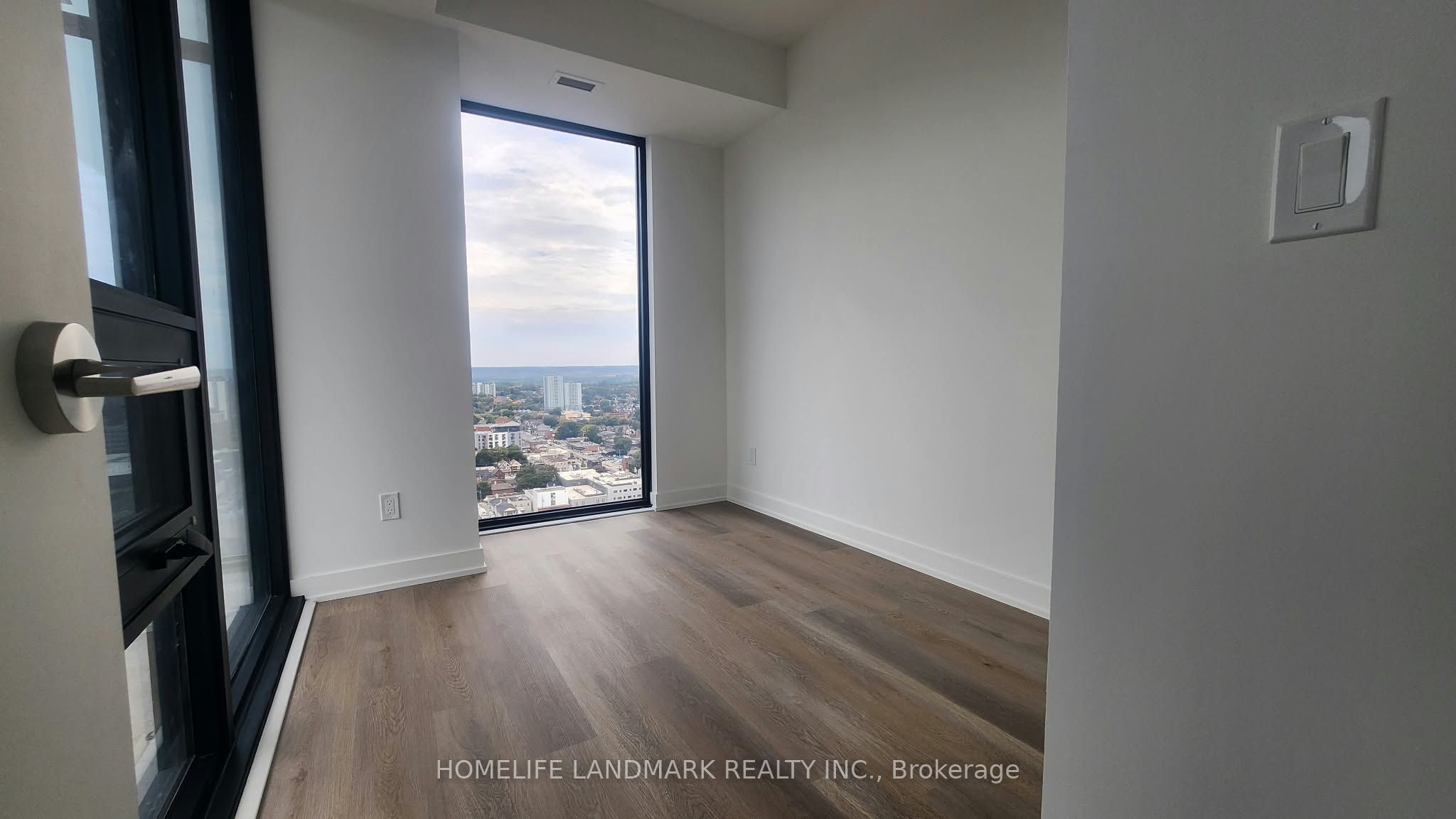 Unit 2706 - 91 John Street N, Hamilton 5