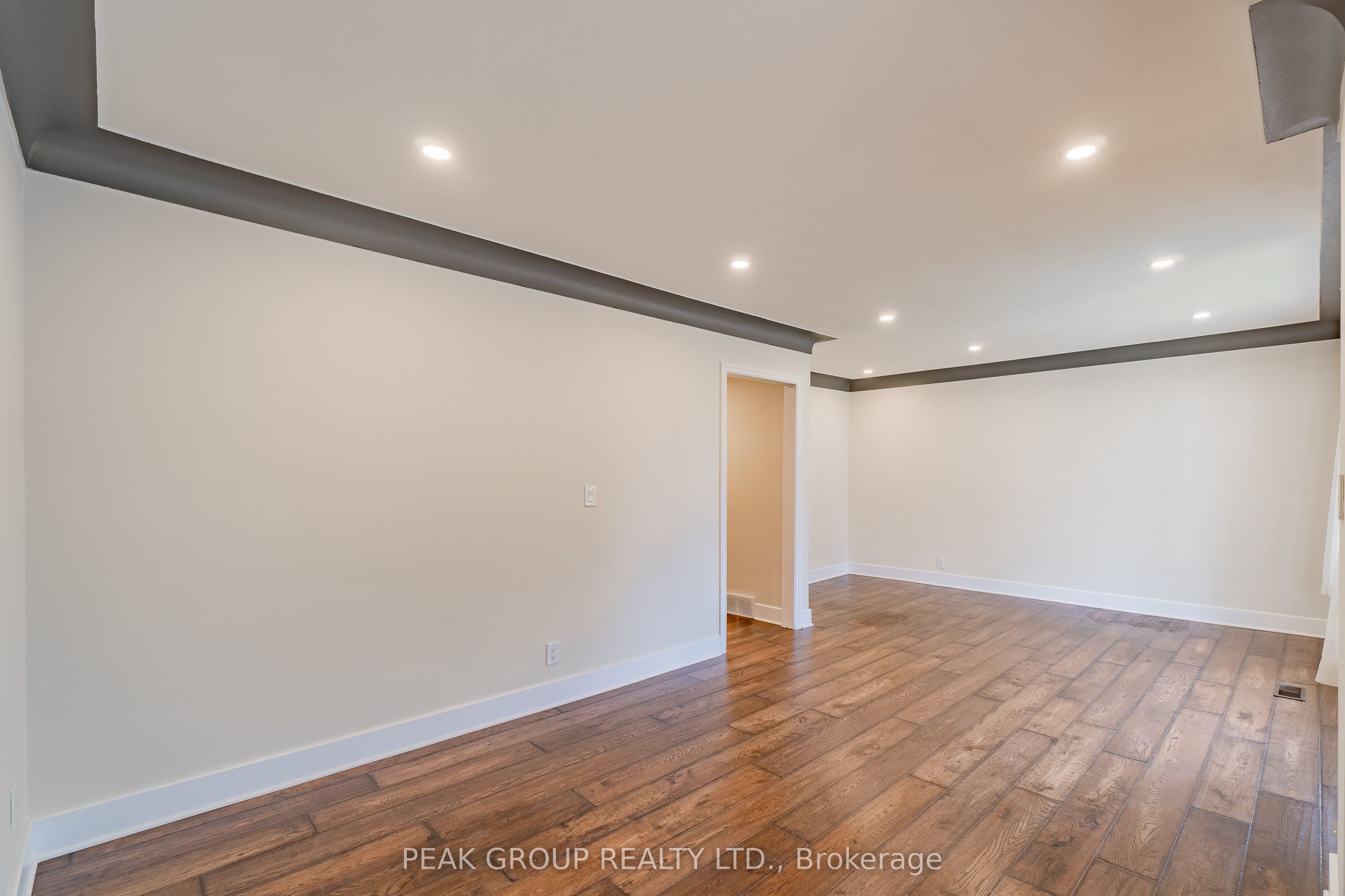 6020 Keith Street, Niagara Falls 4