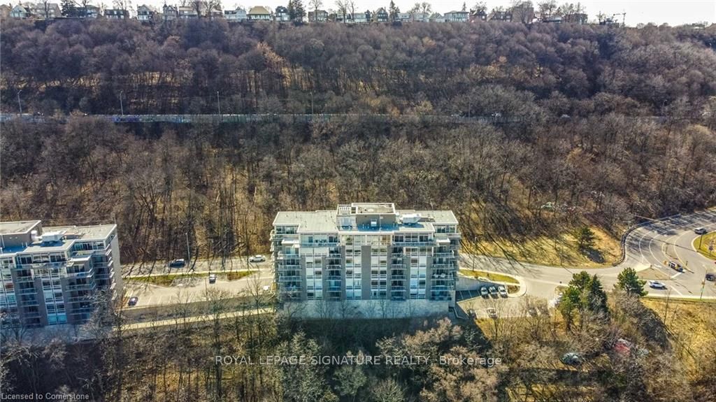 Unit 402 - 455 Charlton Avenue E, Hamilton 3
