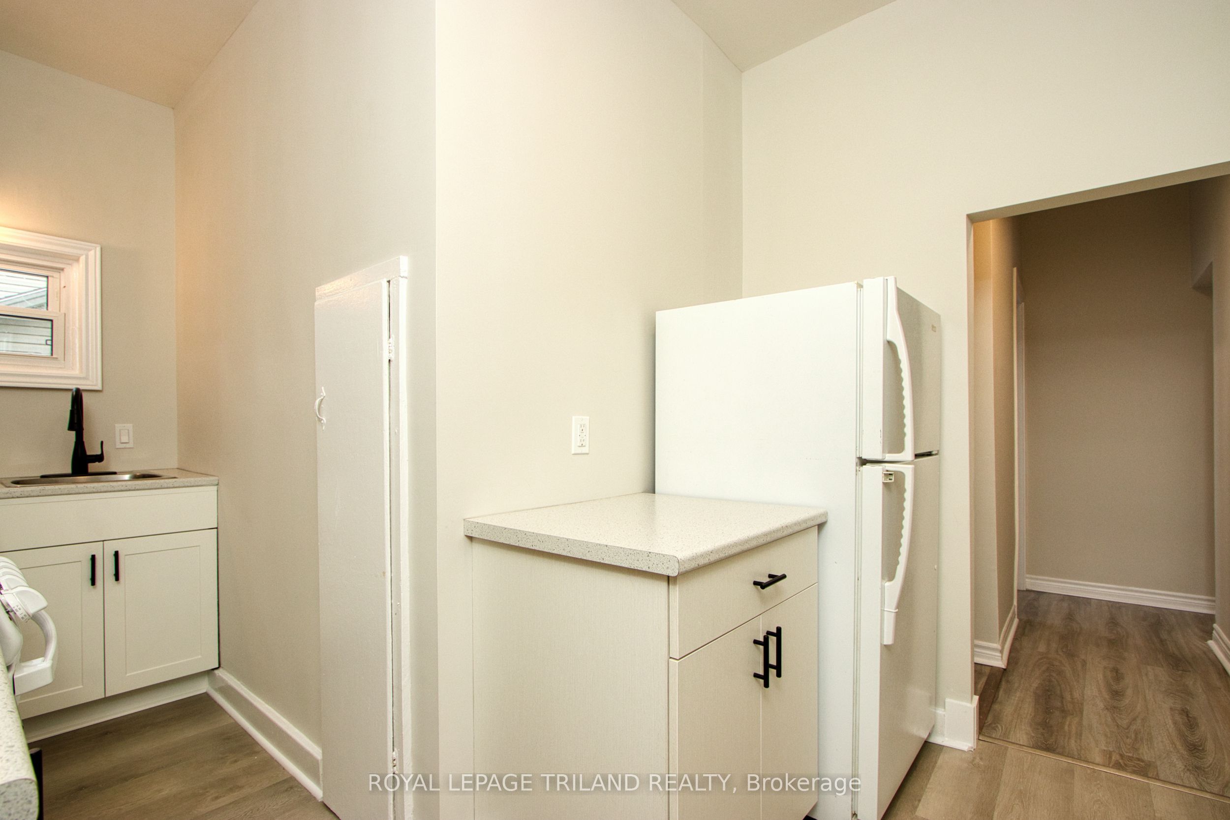 Unit 2 - 53 Gladstone Avenue, St. Thomas 3