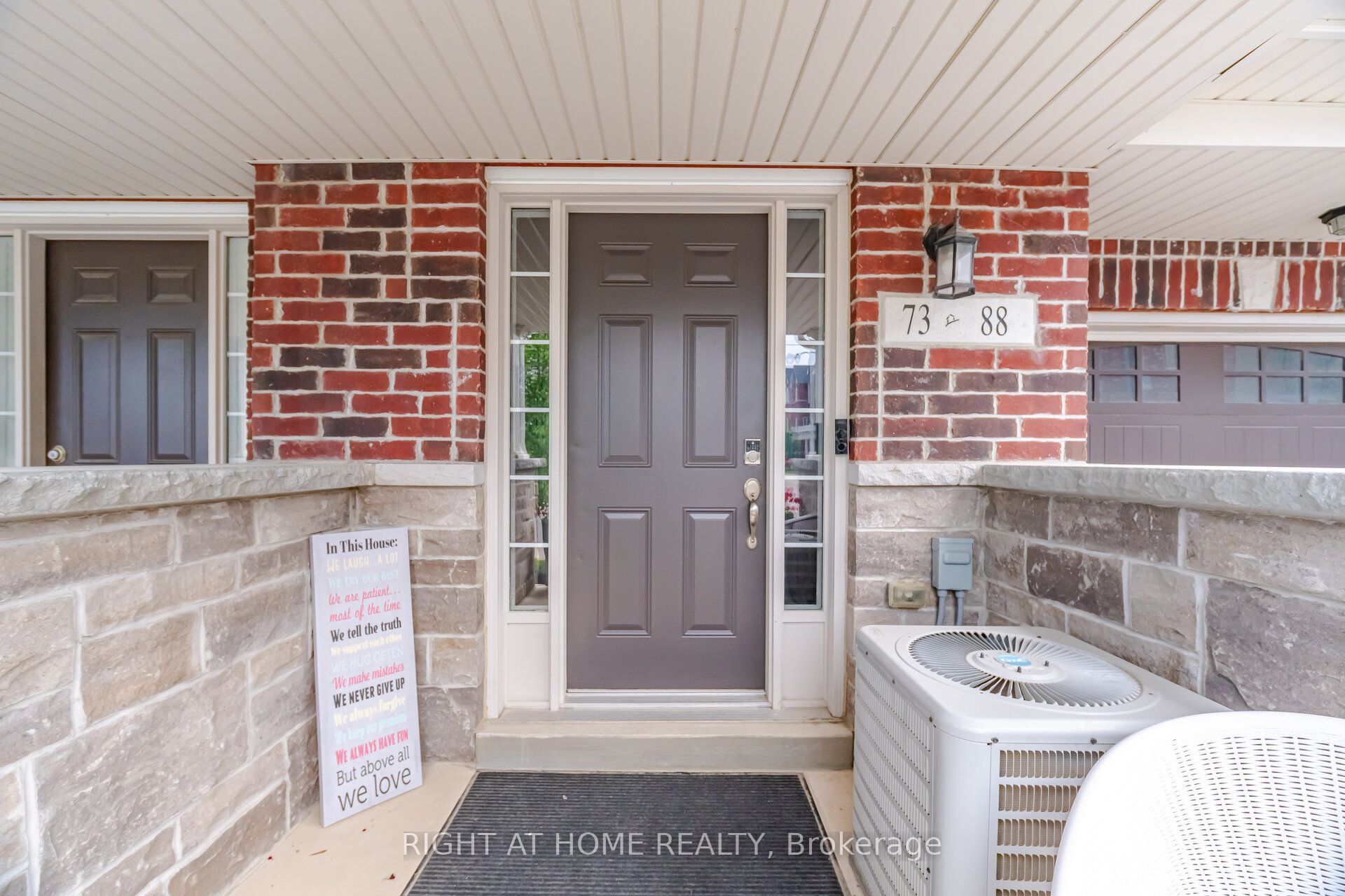 Unit 73 - 88 Decorso Drive, Guelph 4